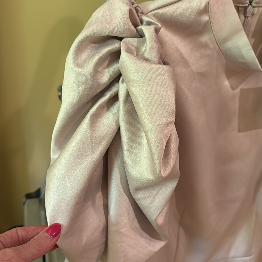 H&M Satin Midi Dress in Light Pink - Picture 9 of 9